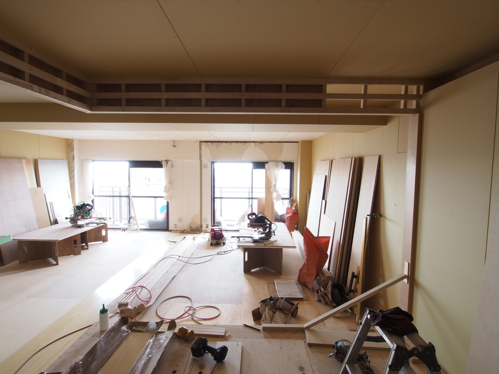 垂れ壁も造作途中。