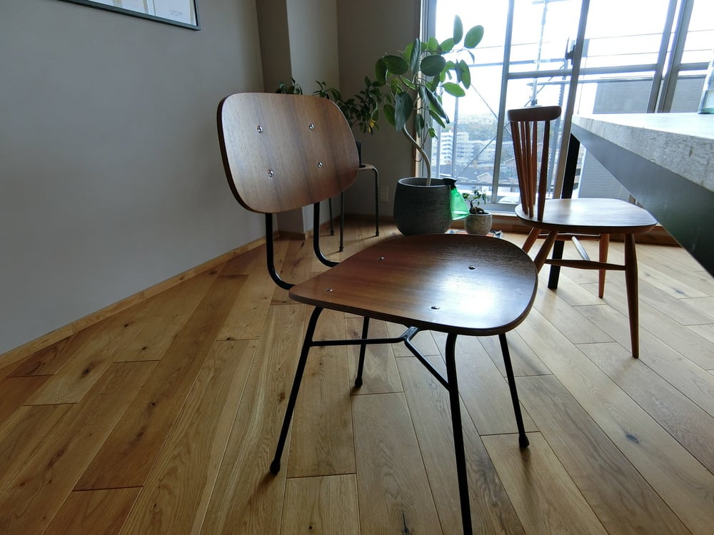 【TRUCK FURNITURE】 SUTTO DINING CHAIR200サイズの予定です