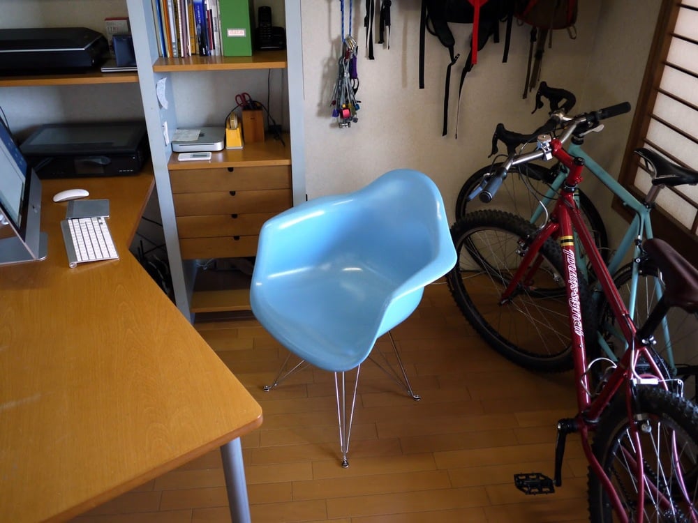 モダニカ社のアームシェルチェア」 - tetsuさんのリビングの椅子 