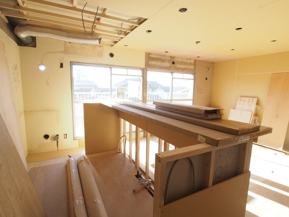 床・カウンター工事も進んでいます