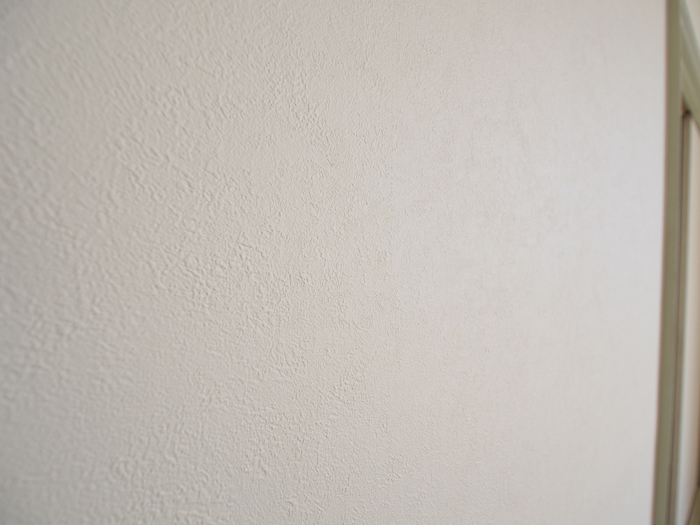 リビングに使用した壁紙はサンゲツのsp9909 サブローまるさんのサンゲツの壁材 イエナカ手帖