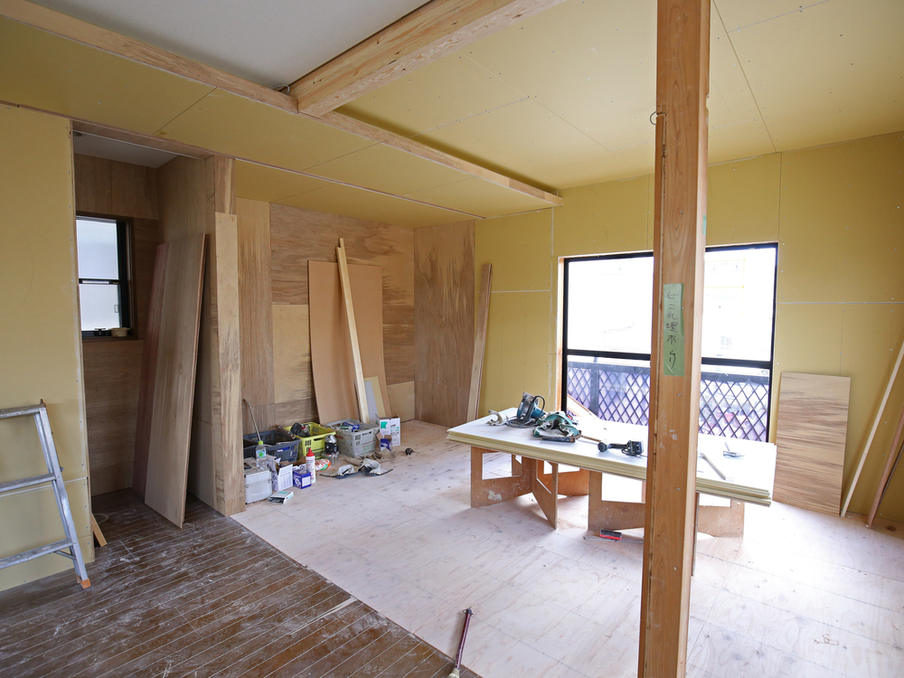 天井は既に造作中