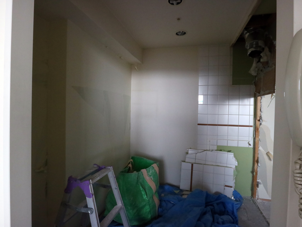 システムキッチン撤去済みです