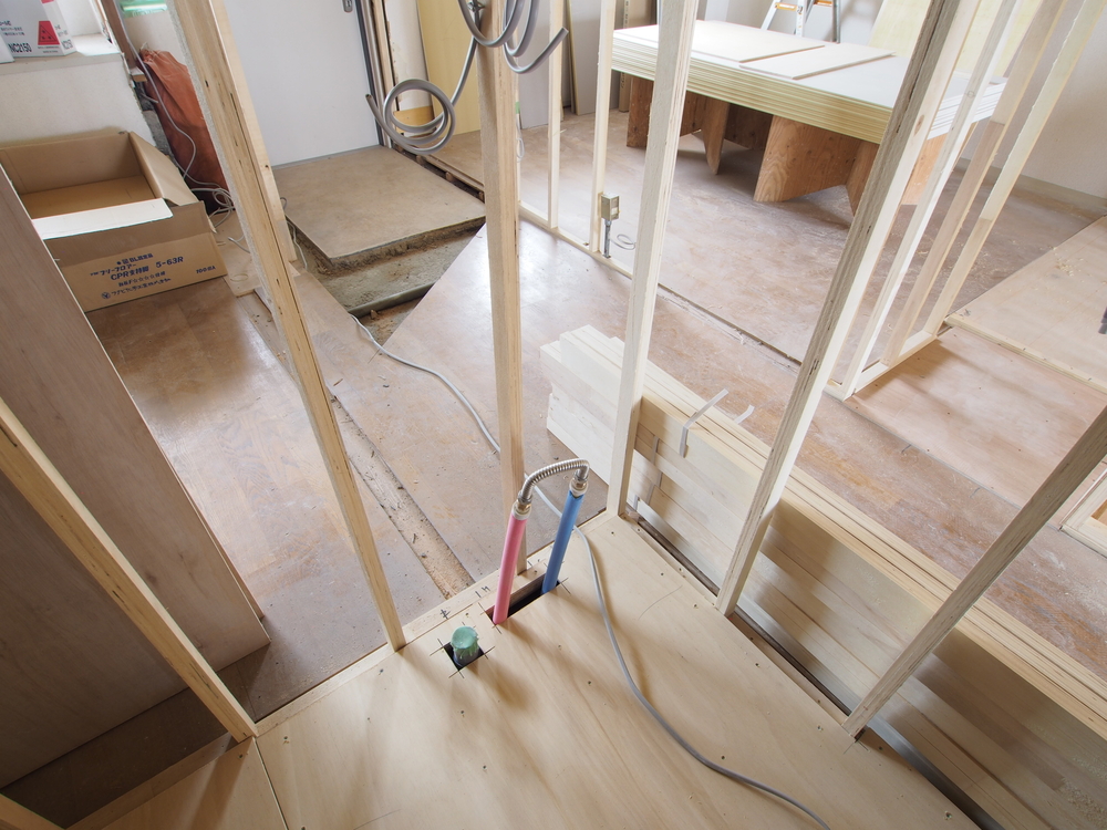 洗面台用の給排水管