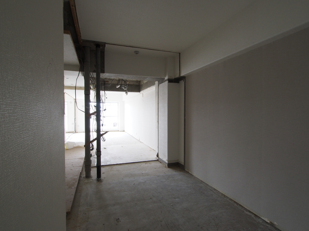 「床・壁をさらに解体」 たけちさんの洋室（3/8） イエナカ手帖